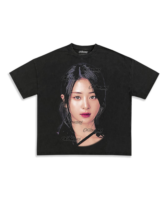 YUNJIN V2 LE SSERAFIM TEE